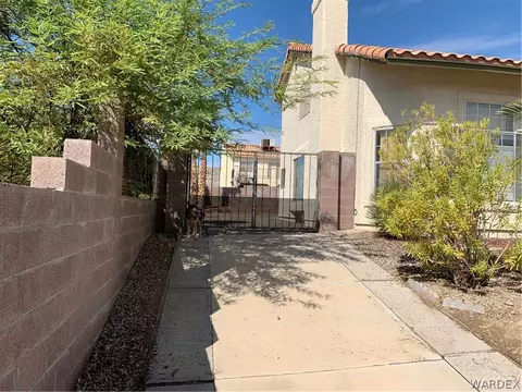 2965 Alba Dr, Laughlin, NV 89029 photo 4