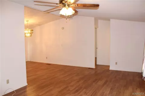 1639 Granada St, Laughlin, NV 89029 photo 10