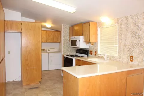 1639 Granada St, Laughlin, NV 89029 photo 7