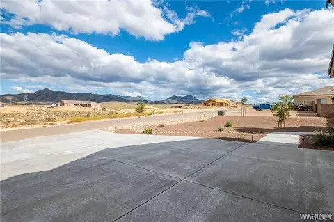 2045 Comanche Dr, Kingman, AZ 86401 photo 4
