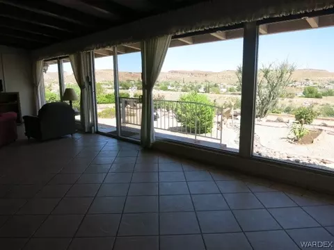 515 Lampton Ave, Kingman, AZ 86401 photo 6