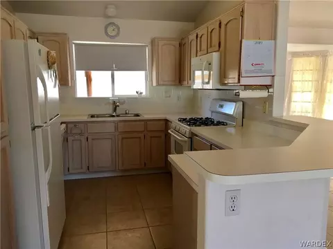3828 E Lass Ave, Kingman, AZ 86409 photo 5