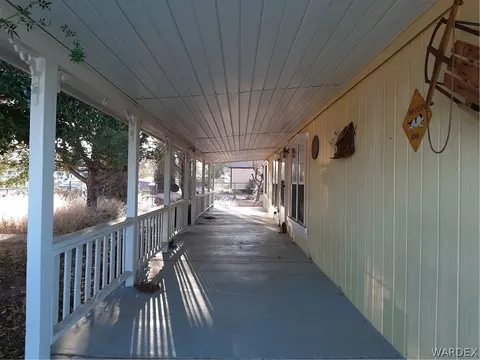 2955 E Packard Ave, Kingman, AZ 86409 photo 2