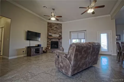 2035 Comanche Dr, Kingman, AZ 86401 photo 4