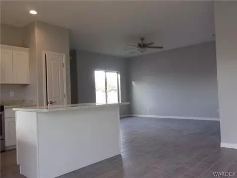 3271 E Rusty Spur Ave, Kingman, AZ 86409 photo 7