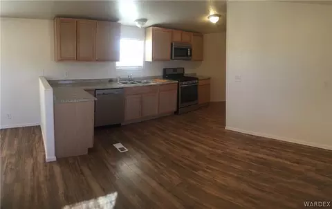 3234 E Calle Bomoa, Kingman, AZ 86409 photo 11