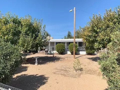 2995 E Snavely Ave, Kingman, AZ 86409 photo 2