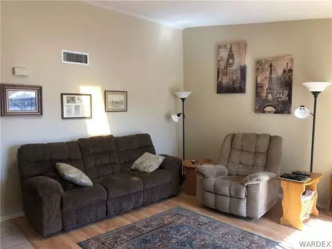 2325 E Mcvicar Ave, Kingman, AZ 86409 photo 2