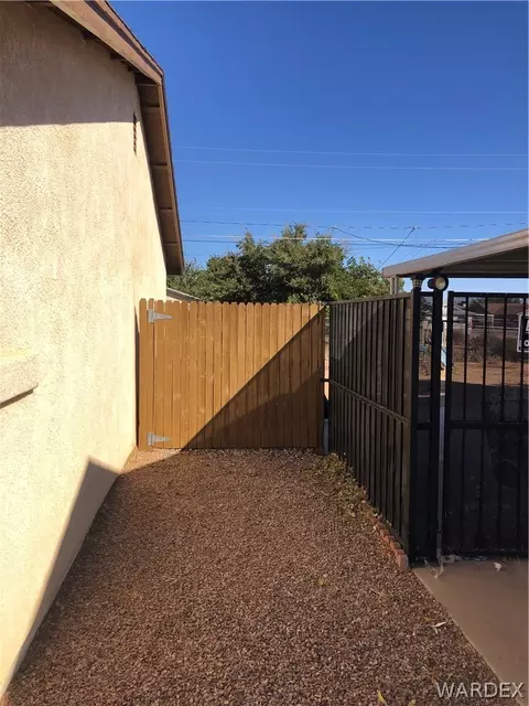 2325 E Mcvicar Ave, Kingman, AZ 86409 photo 21