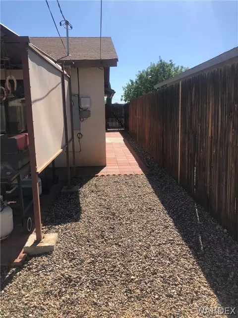 2325 E Mcvicar Ave, Kingman, AZ 86409 photo 19