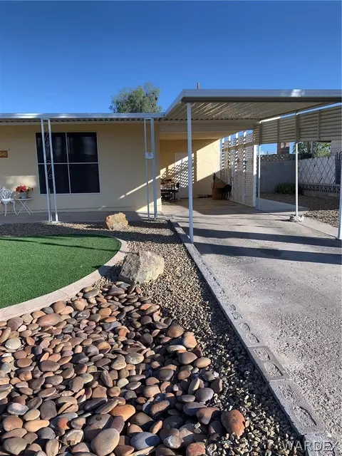 2040 Cortez St, Needles, CA 92363 photo 4