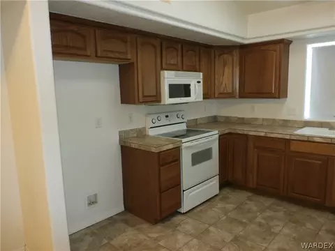 3862 E Suffock Ave, Kingman, AZ 86409 photo 7