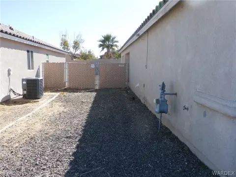 3862 E Suffock Ave, Kingman, AZ 86409 photo 2