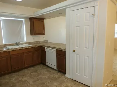 3862 E Suffock Ave, Kingman, AZ 86409 photo 8