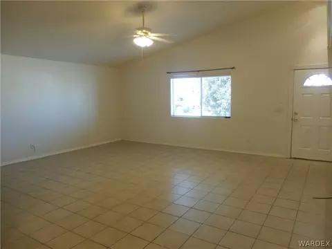 3862 E Suffock Ave, Kingman, AZ 86409 photo 3