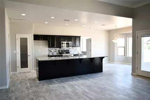 2040 Comanche Dr, Kingman, AZ 86401 photo 7