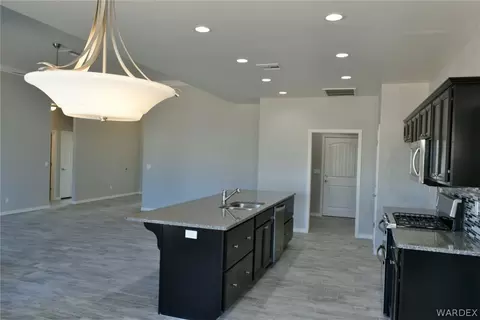 2040 Comanche Dr, Kingman, AZ 86401 photo 8