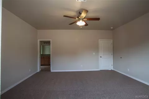 5297 Eagle View Rd, Kingman, AZ 86401 photo 4