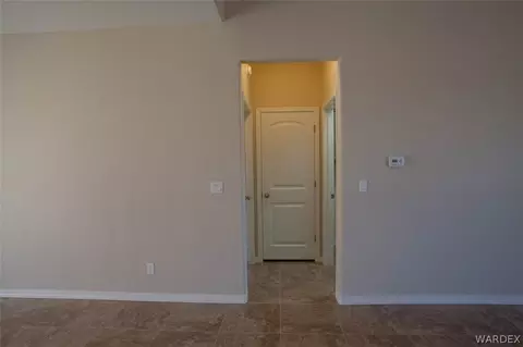 5297 Eagle View Rd, Kingman, AZ 86401 photo 9
