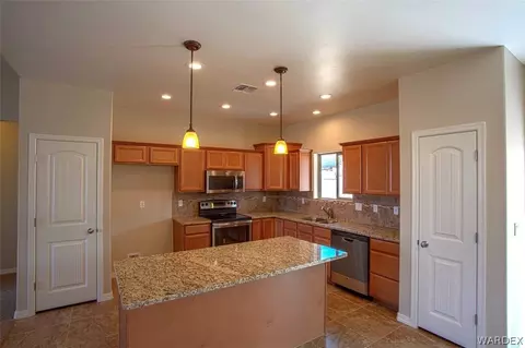 5297 Eagle View Rd, Kingman, AZ 86401 photo 5