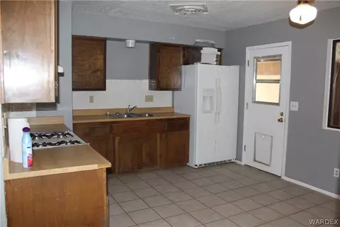 2360 E Packard Ave, Kingman, AZ 86409 photo 9