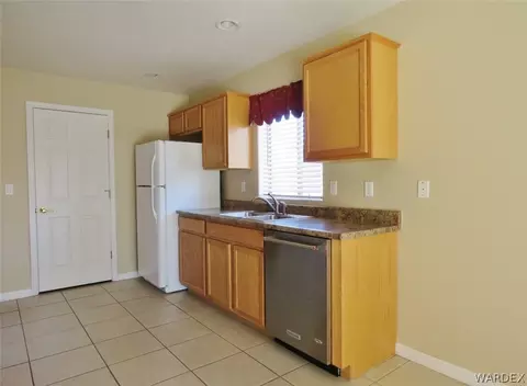 3916 E Potter Ave, Kingman, AZ 86409 photo 6