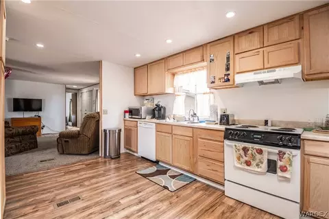 1610 E Devlin Ave, Kingman, AZ 86409 photo 12