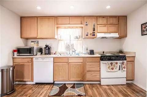 1610 E Devlin Ave, Kingman, AZ 86409 photo 14