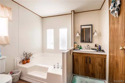 1610 E Devlin Ave, Kingman, AZ 86409 photo 19