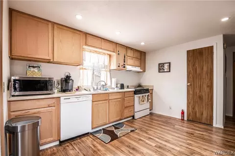 1610 E Devlin Ave, Kingman, AZ 86409 photo 13
