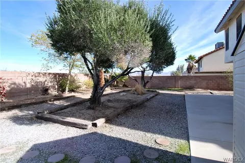 1740 Esteban Ave, Laughlin, NV 89029 photo 35
