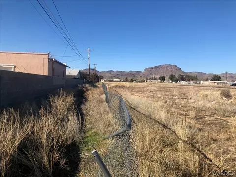 3012 E Northfield Ave, Kingman, AZ 86409 photo 4
