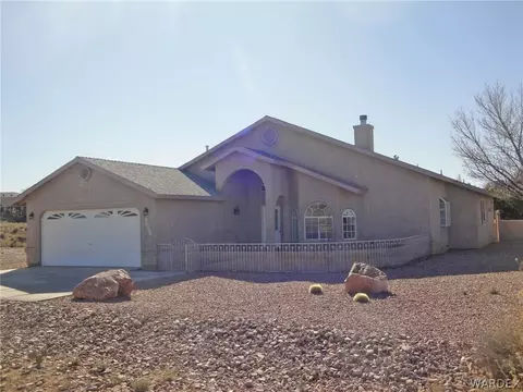 7560 E Cayuse Dr, Kingman, AZ 86401 photo 2