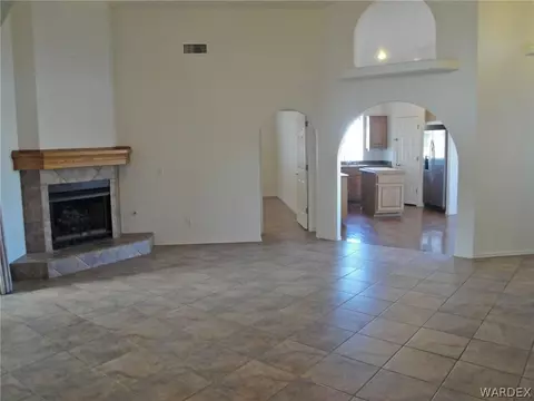 7560 E Cayuse Dr, Kingman, AZ 86401 photo 9