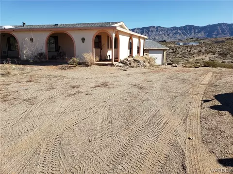 30350 N Haystack Dr, Meadview, AZ 86444 photo 3