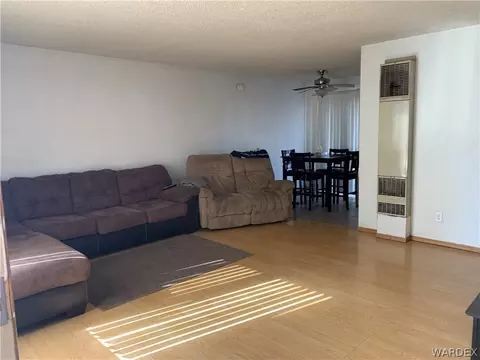 2525 Mcvicar, Kingman, AZ 86409 photo 5
