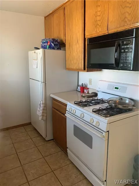 2525 Mcvicar, Kingman, AZ 86409 photo 4