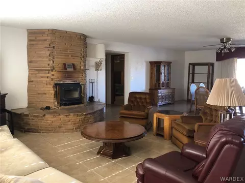 7667 E Oxbow Dr, Kingman, AZ 86401 photo 2