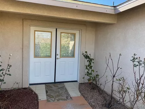 3316 E Ames Ave, Kingman, AZ 86409 photo 2