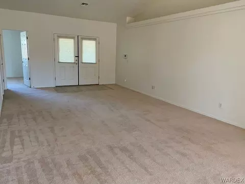 3316 E Ames Ave, Kingman, AZ 86409 photo 3