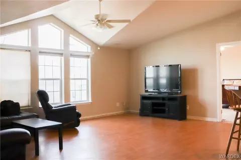 3211 E Leroy Ave, Kingman, AZ 86409 photo 9