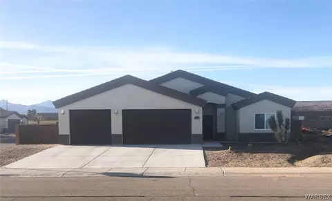3726 E Mariscal Dr, Kingman, AZ 86409 photo 2