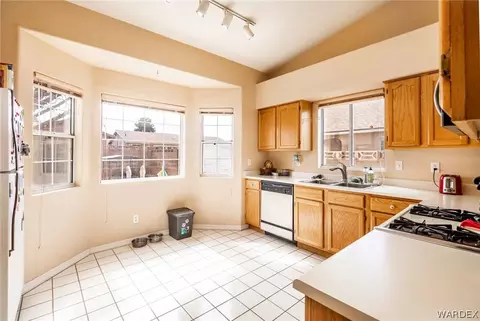 3786 E Packard Ave, Kingman, AZ 86409 photo 8