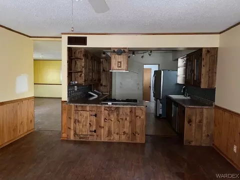 219 Monroe St, Kingman, AZ 86401 photo 9