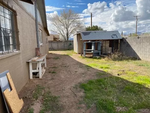 219 Monroe St, Kingman, AZ 86401 photo 5