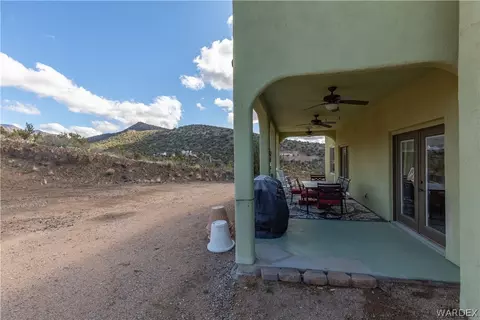4310 E Tomahawk Dr, Kingman, AZ 86401 photo 11