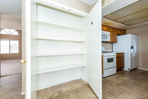 1672 Esteban Ave, Laughlin, NV 89029 photo 18
