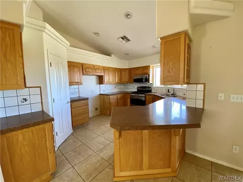 2135 E Cactus Wren Rd, Kingman, AZ 86409 photo 10