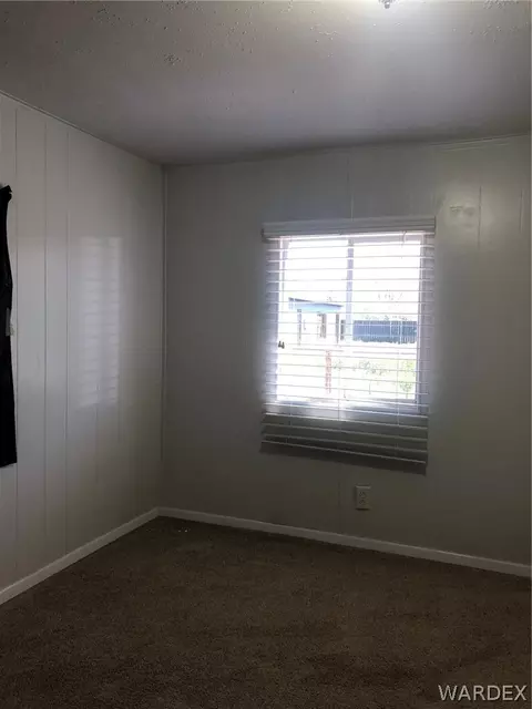 3607 E Robin Ln, Kingman, AZ 86409 photo 8