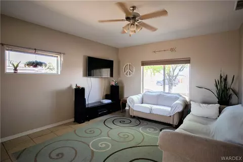 7108 E Stoneaxe Dr, Kingman, AZ 86401 photo 5